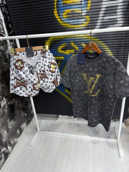 Apparel — TGkeDt_MpwBQ view 2