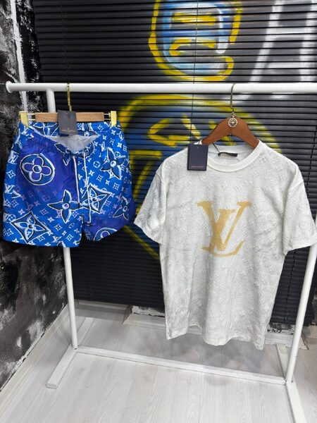 Apparel — TGkeDt_MpwBQ view 3