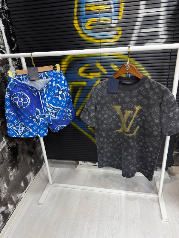 Apparel — TGkeDt_MpwBQ view