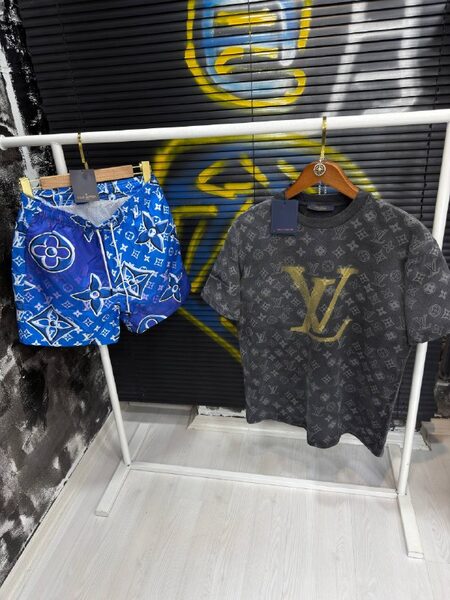 Apparel — TGkeDt_MpwBQ view 4
