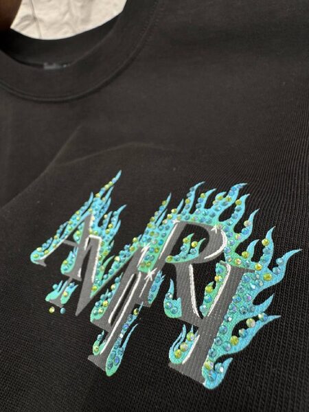 Apparel — TGklyfX7Q4XQ view 4
