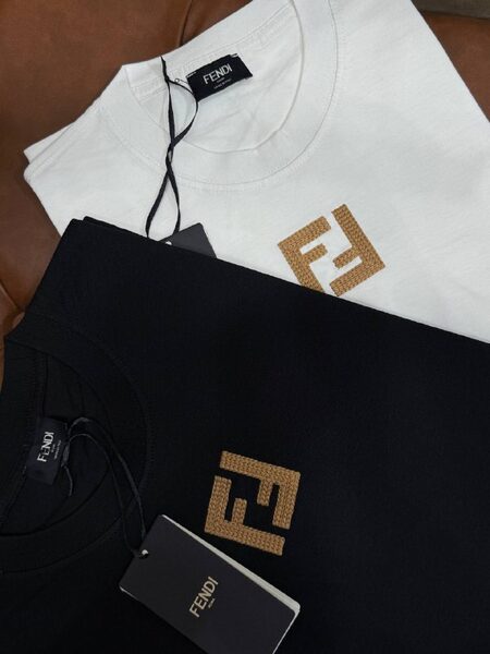 Apparel — TGkp0CO8QdPI view 2