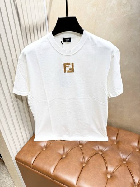 Apparel — TGkp0CO8QdPI view 4