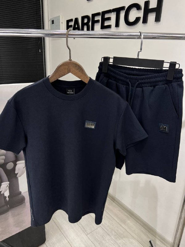 Apparel — TGktSuK8_0tb view