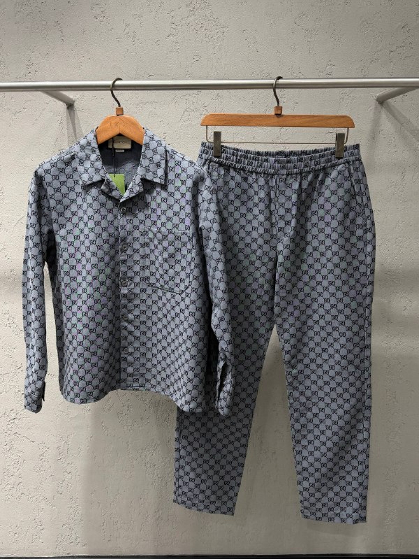 Apparel — TGl-E1BGPaw3 view