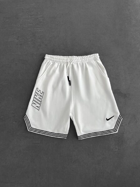 Apparel — TGl0qNxy2YqQ