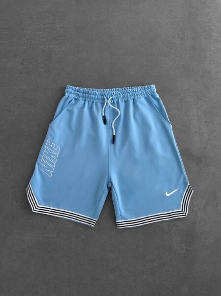Apparel — TGl0qNxy2YqQ view 4