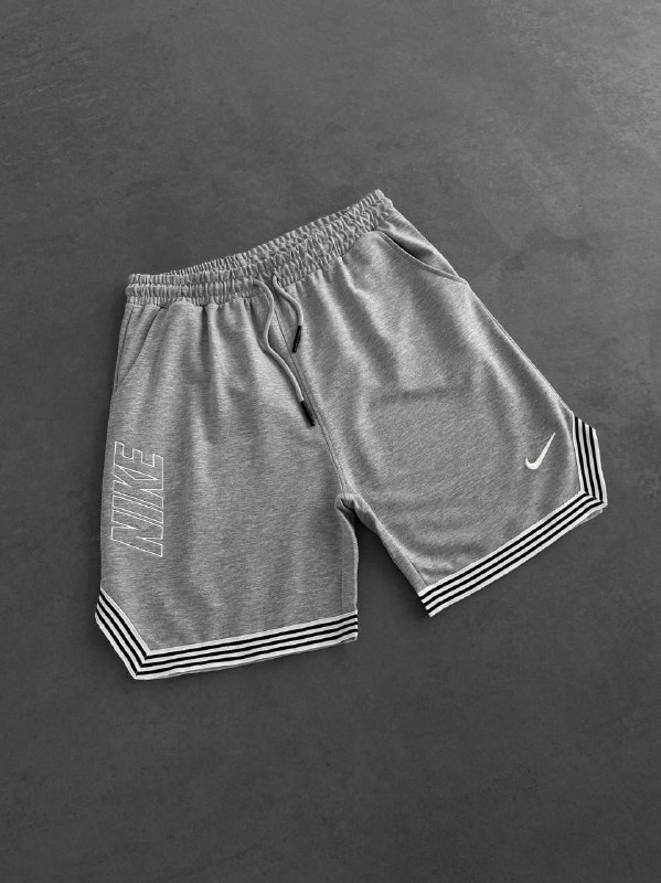 Apparel — TGl0qNxy2YqQ view