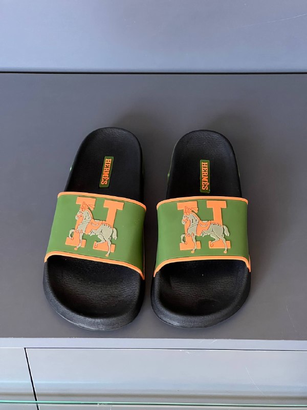 Men's Sneakers — TGl4HEZa_Kue view