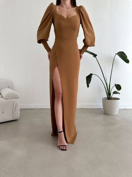 Apparel — TGl4oXBRQnBt