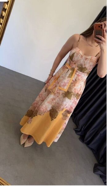 Apparel — TGl7SIF4fEtV view 2