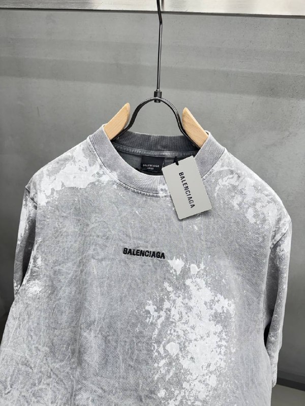 Apparel — TGlAHk4EJEa3 view