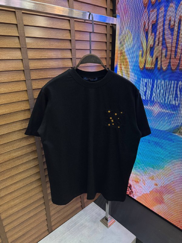 Apparel — TGlKRAF6WBkK