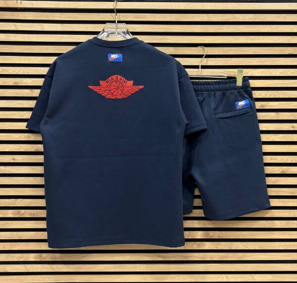 Apparel — TGlNTyPQMfTi view 2