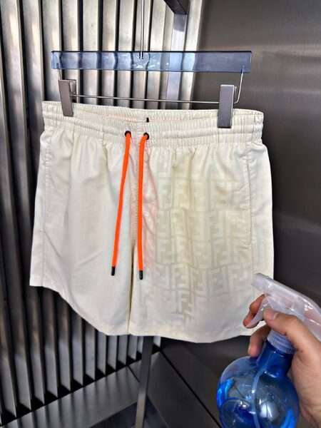Apparel — TGlQkiT1SxHN view 2