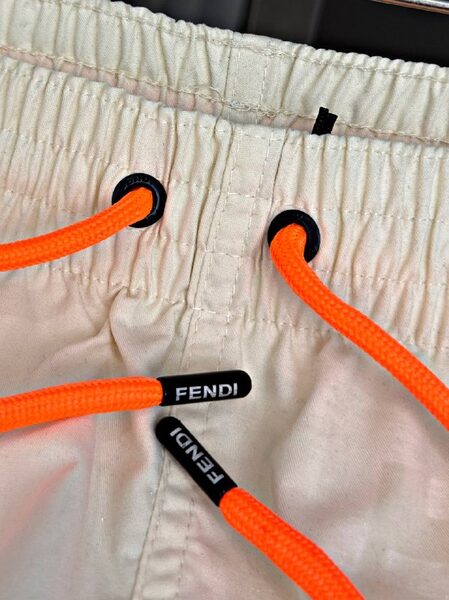 Apparel — TGlQkiT1SxHN view 3