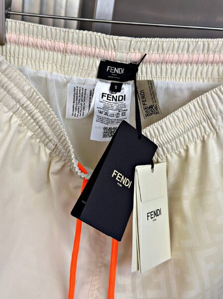 Apparel — TGlQkiT1SxHN view 4