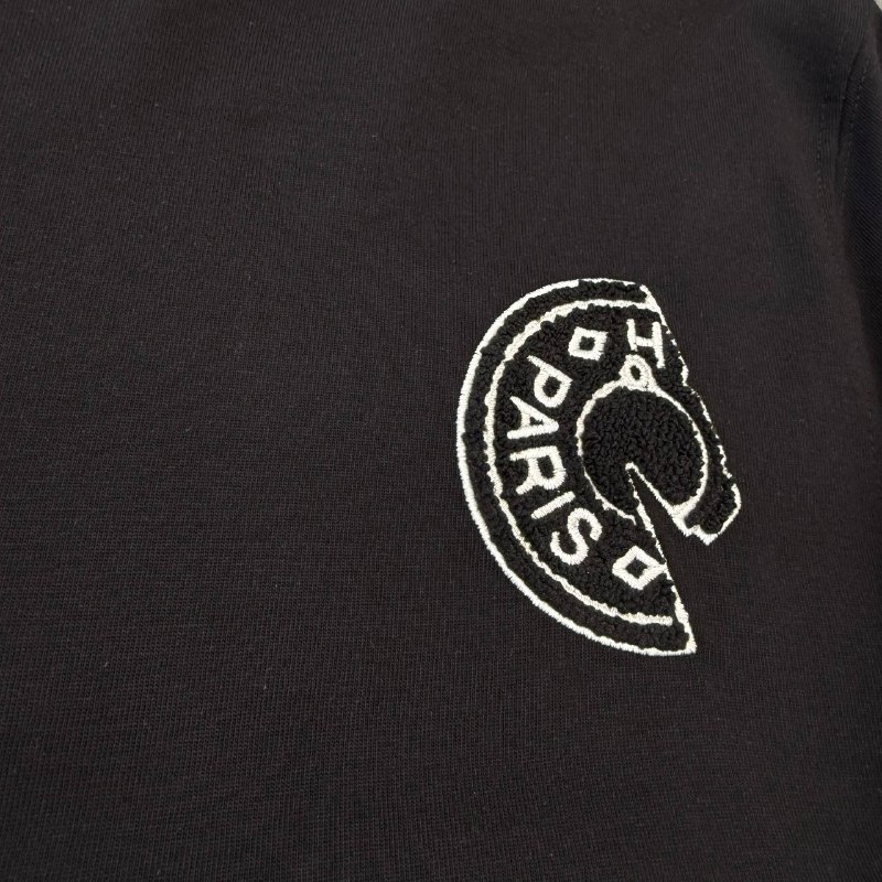 Apparel — TGlQzA13uMsR view