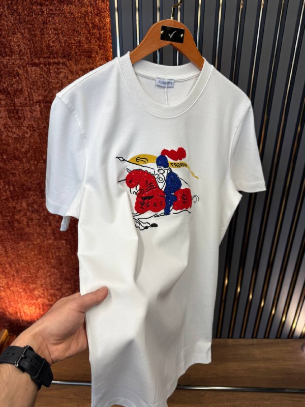 Apparel — TGlWaGjBWhPf