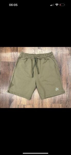 Apparel — TGlY93cKwqjG view 3