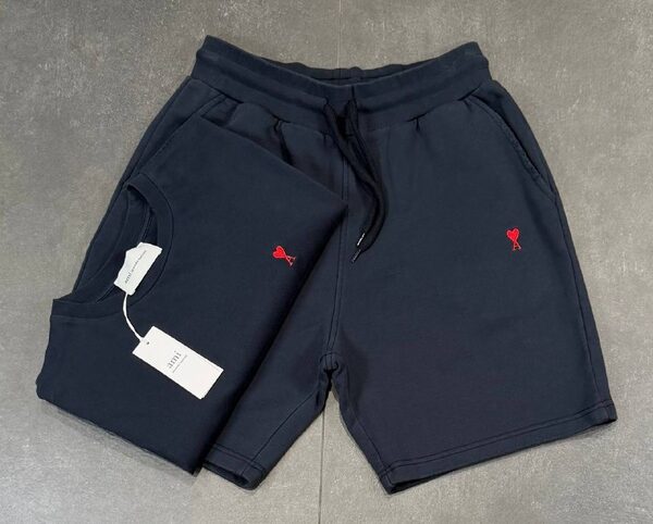 Apparel — TGlb8yhagSUc view 3
