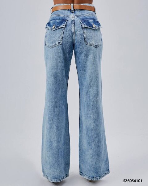 Apparel — TGlhBbm9DXo0 view 4