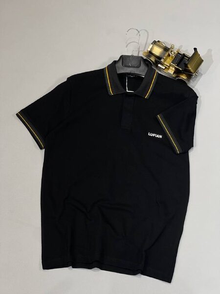 Apparel — TGln3eUYEg74 view 6