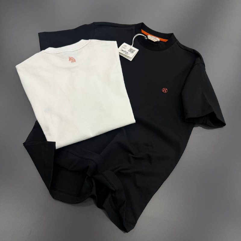 Apparel — TGloKLYpGTTn view