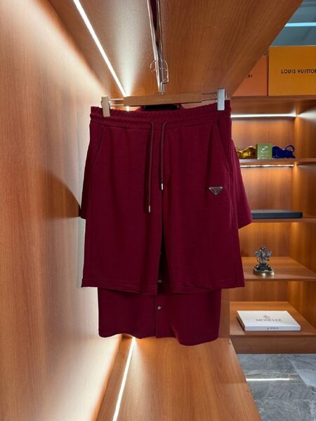 Apparel — TGltlSW5bPzZ view 2
