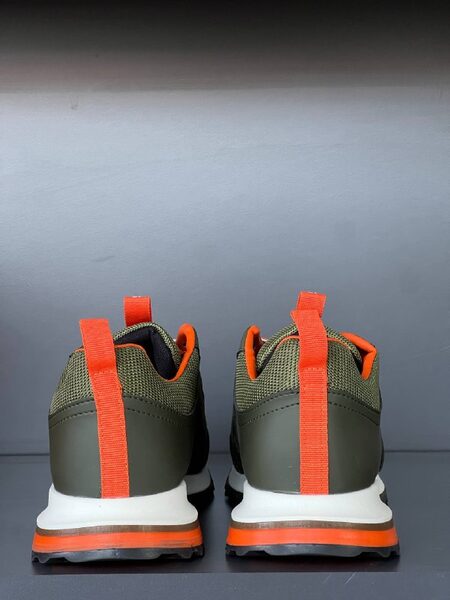 Men's Sneakers — TGltsyP8-2b0 view 3