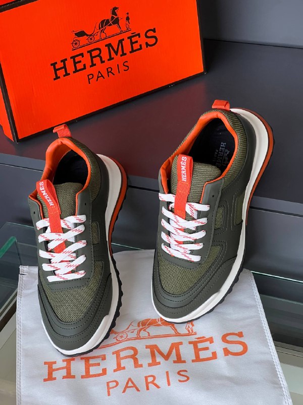 Men's Sneakers — TGltsyP8-2b0 view
