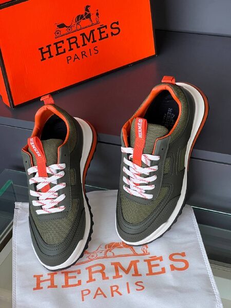 Men's Sneakers — TGltsyP8-2b0 view 4