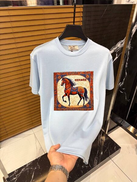 Apparel — TGm0od3Cs1KV