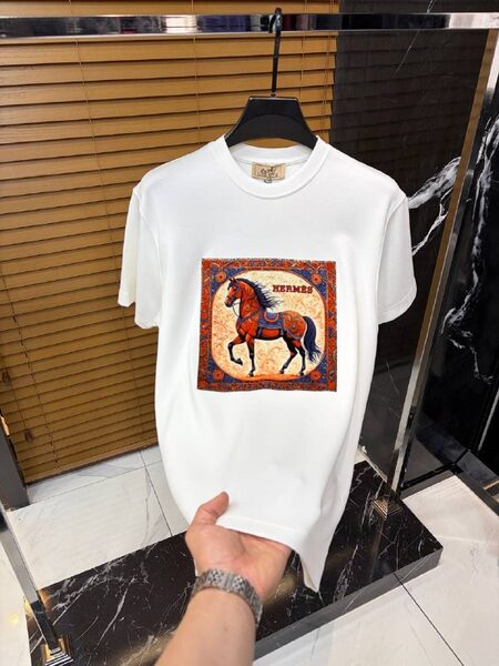 Apparel — TGm0od3Cs1KV view 3