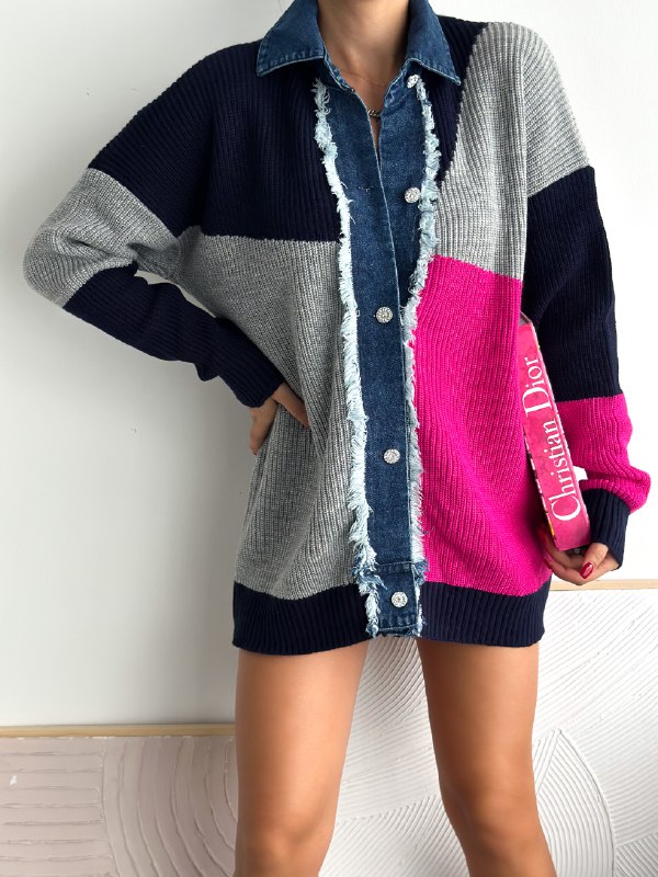Apparel — TGm25FOvzC0C