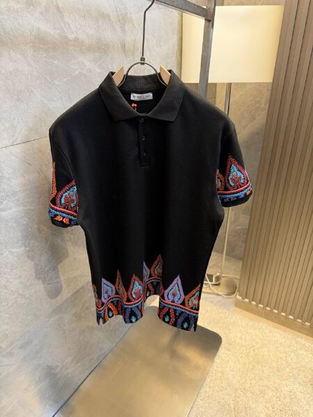 Apparel — TGm29wQtFaYG