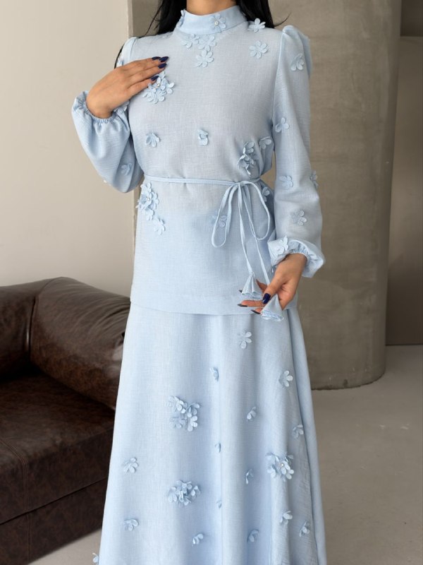 Apparel — TGm2a2fYP0fn view