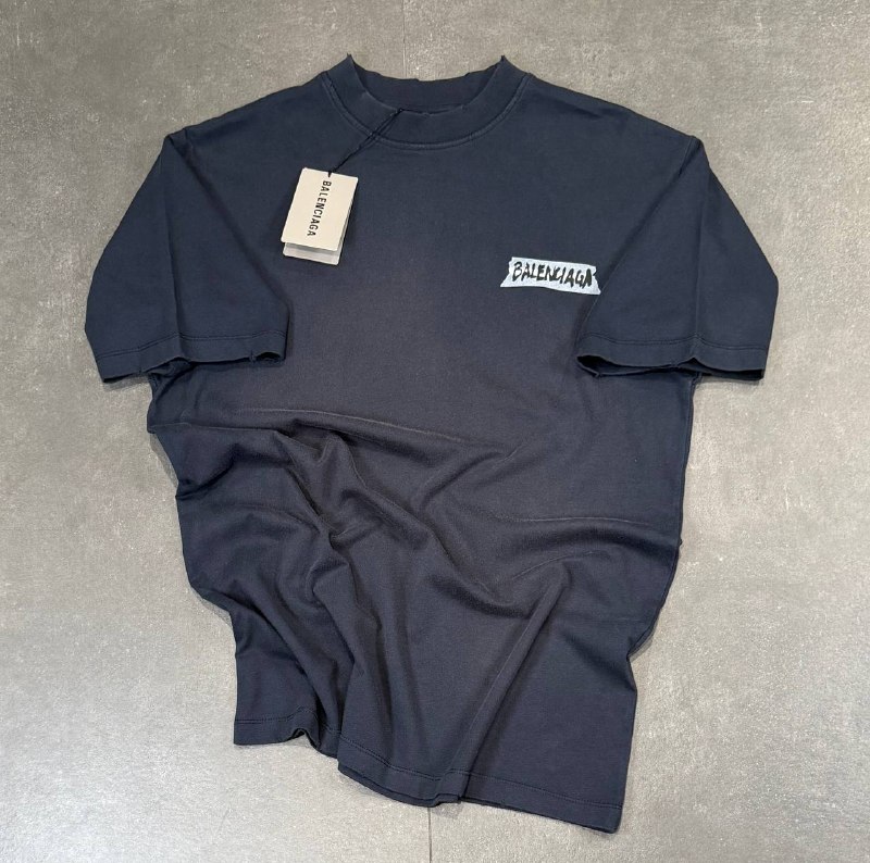 Apparel — TGm2mEgS6xao