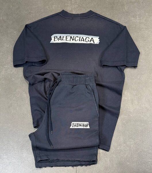 Apparel — TGm2mEgS6xao view 5