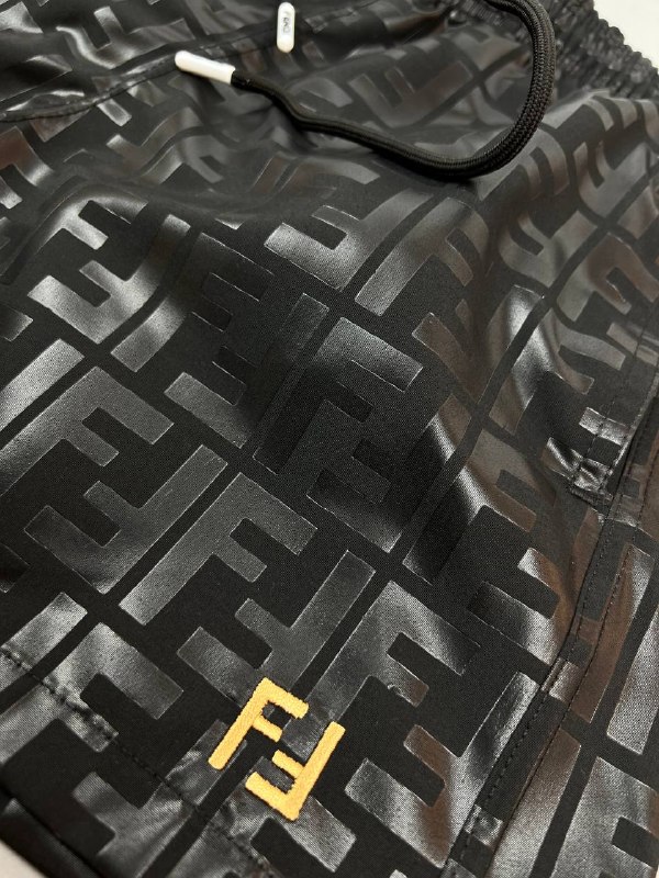 Apparel — TGm50lTl_pFv view