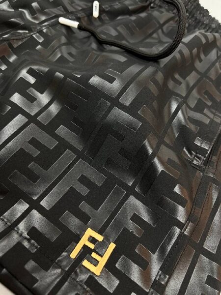Apparel — TGm50lTl_pFv view 3