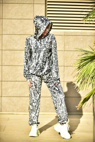 Apparel — TGm8FMME5nMw view 3