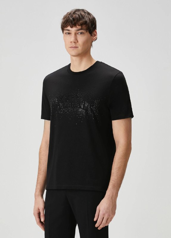Apparel — TGm8SZUXHgCJ