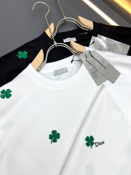 Apparel — TGm9r1L2Qehx view 2