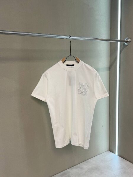 Apparel — TGmDliQS72Mo view 2