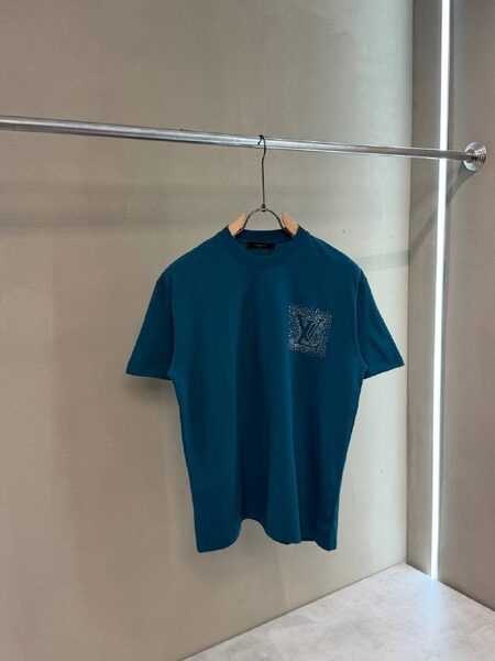Apparel — TGmDliQS72Mo view 5