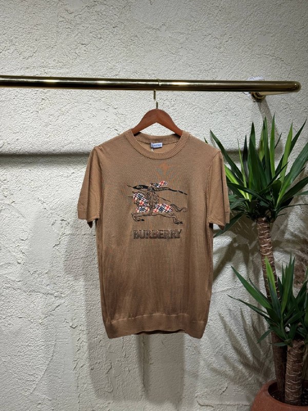 Apparel — TGmHRqZUSbll view