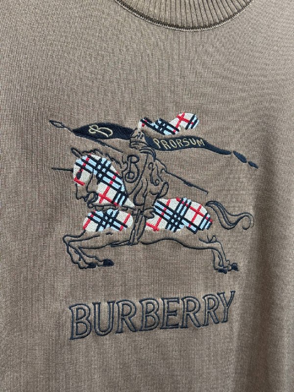 Apparel — TGmHRqZUSbll view
