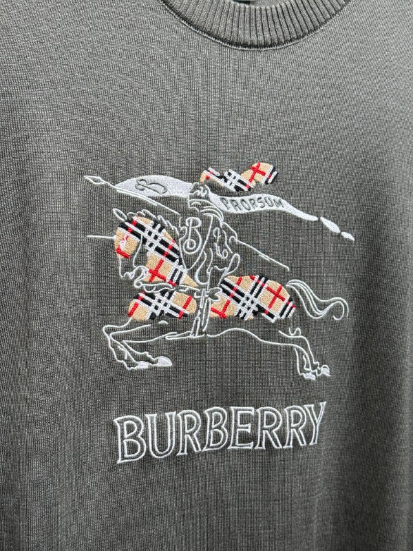Apparel — TGmHRqZUSbll view