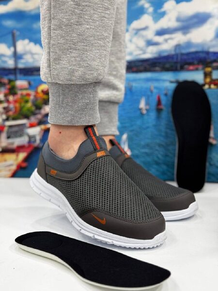 Men's Sneakers — TGmHuN-yT_c9 view 3